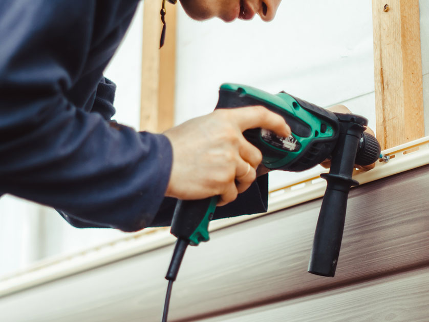 Is Siding Replacement Loud?
